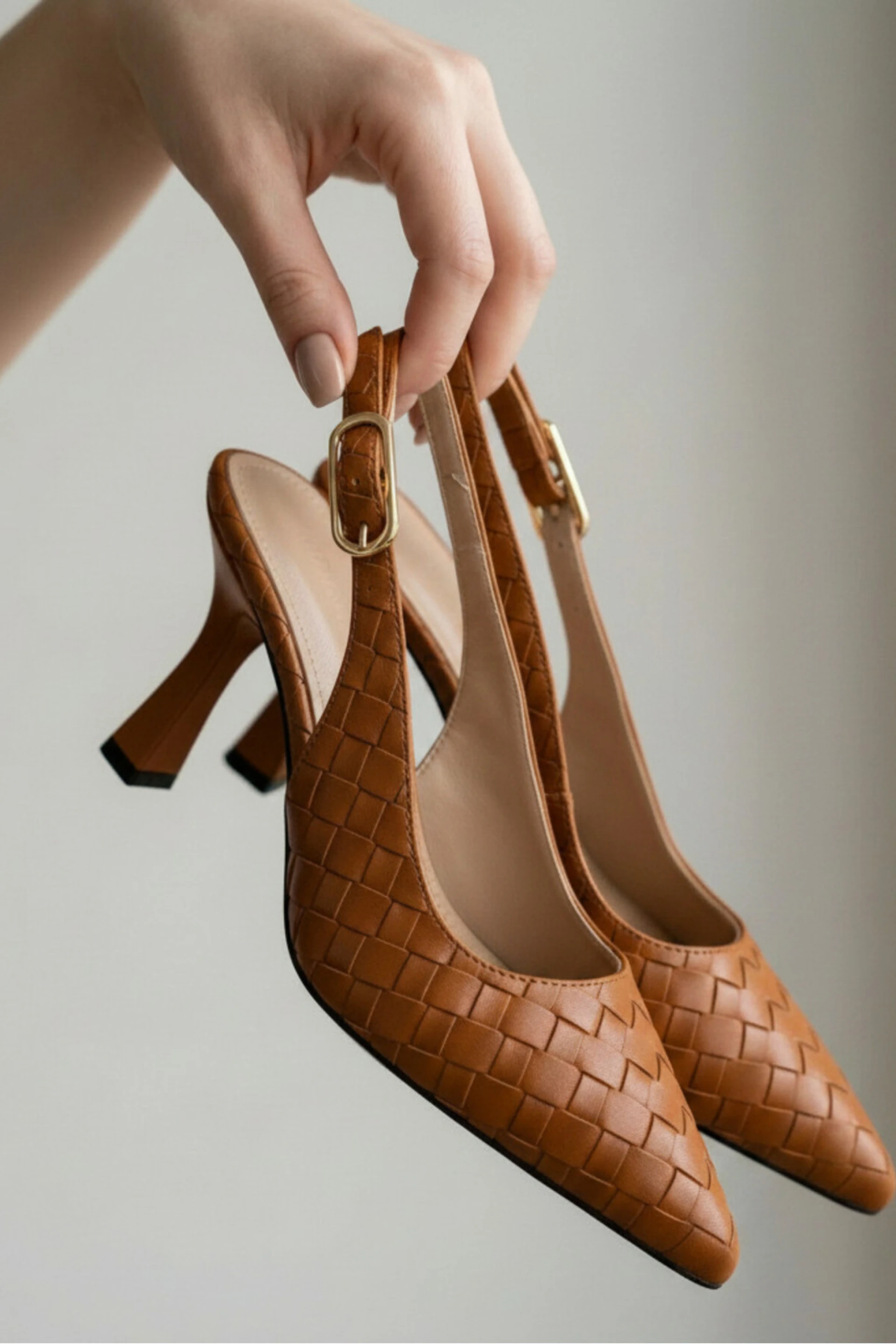 Perla Taba Örgü Sivri Burun Tokalı Slingback Topuklu Kadın Ayakkabısı